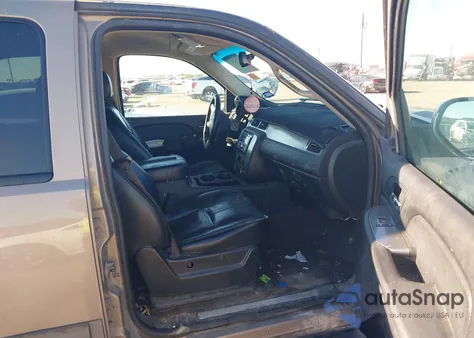 2007 Chevrolet Tahoe Lt from USA, damaged, VIN 1GNFC13J47R318857